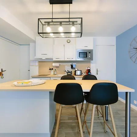 アパート Appartistic - Des Artistes